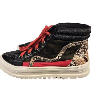 Jessica Simpson Jaxie Snakeskin Camo Mixed Media High Top Sneakers Black Red 7M